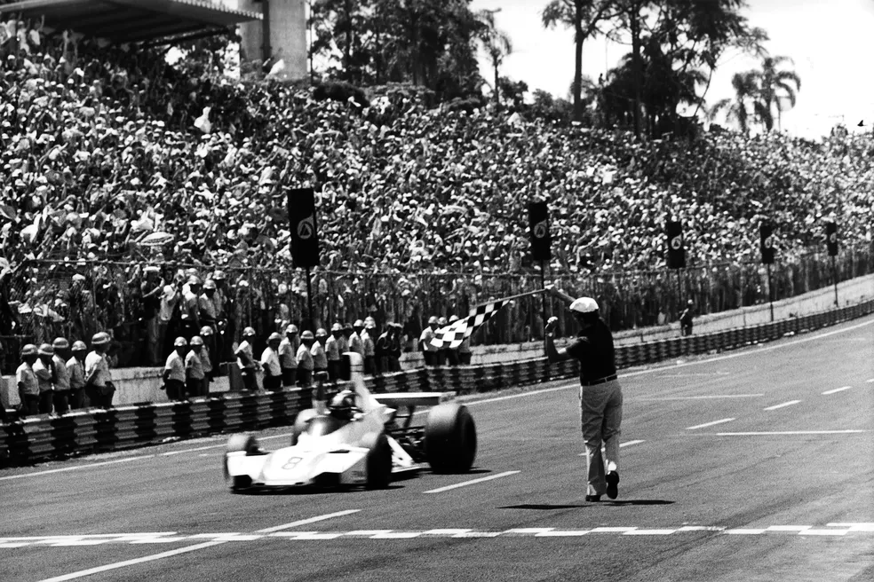 thumbnail Há 50 anos, a vitória de Pace em Interlagos.