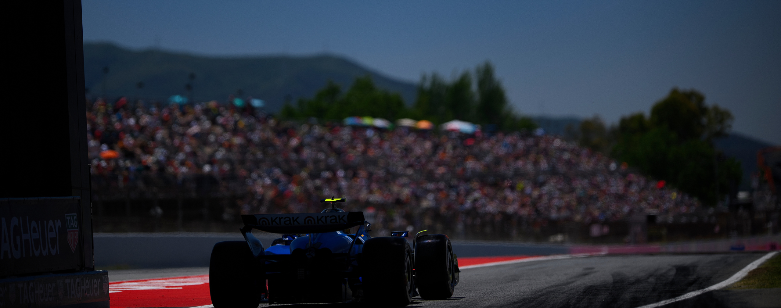 thumbnail De volta à Barcelona, onde a nova F1 começou.