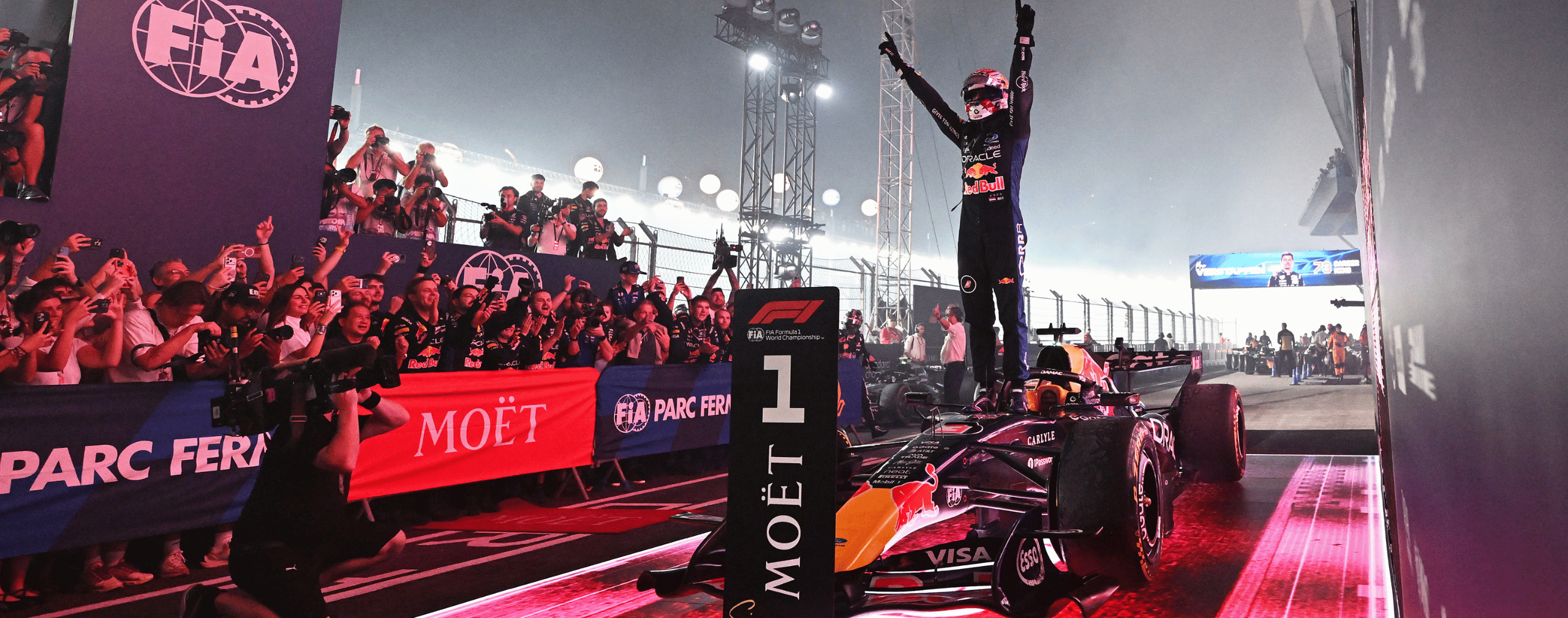 thumbnail Max Verstappen vence e acaba com o tabu